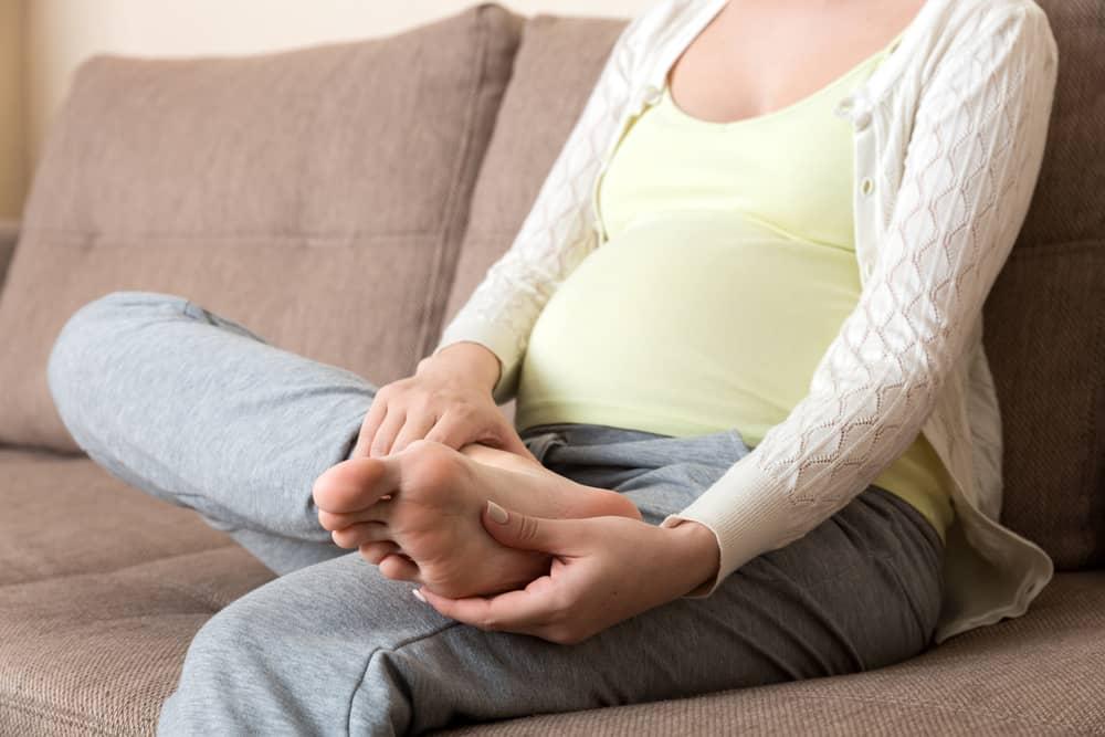 Kaki Kram Saat Hamil, Kondisi Umum yang Tidak Bisa Disepelekan