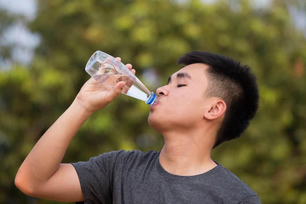 mencegah-gangguan-cairan-elektrolit