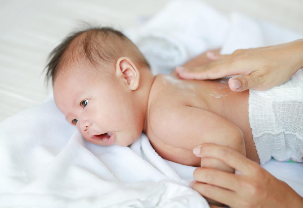Sebelum Menggunakan Balsem Bayi, Perhatikan 3 Poin Penting Ini