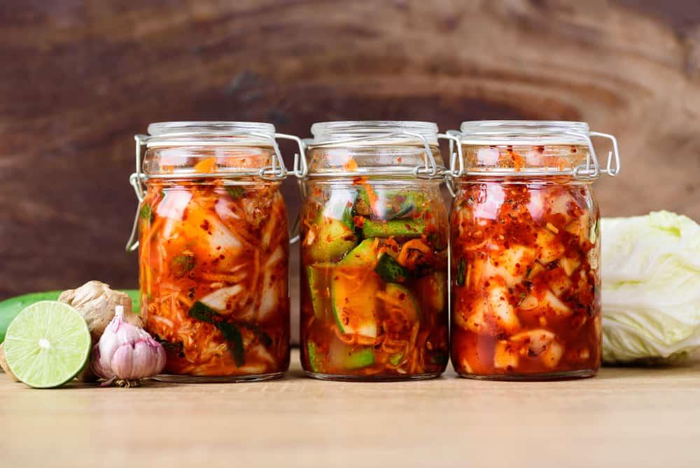 Meski Rasanya Asam, Makan Kimchi Ternyata Memberikan Manfaat Ini
