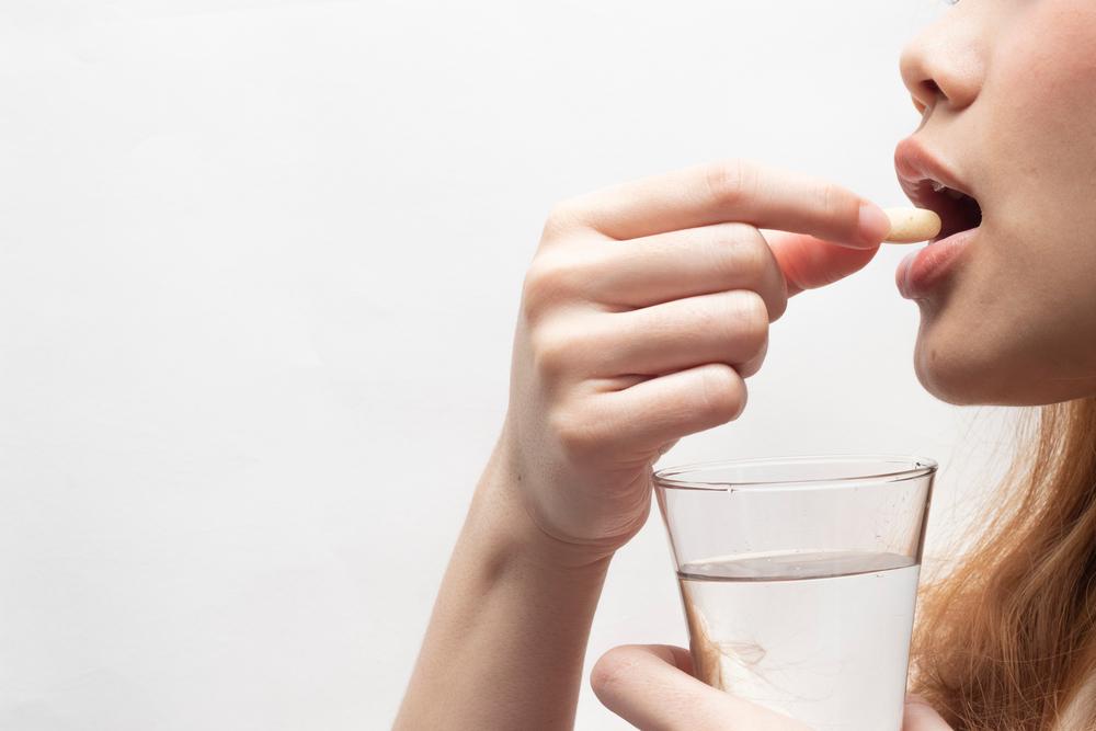 Rekomendasi Vitamin untuk Pasien COVID-19 Selama Isoman