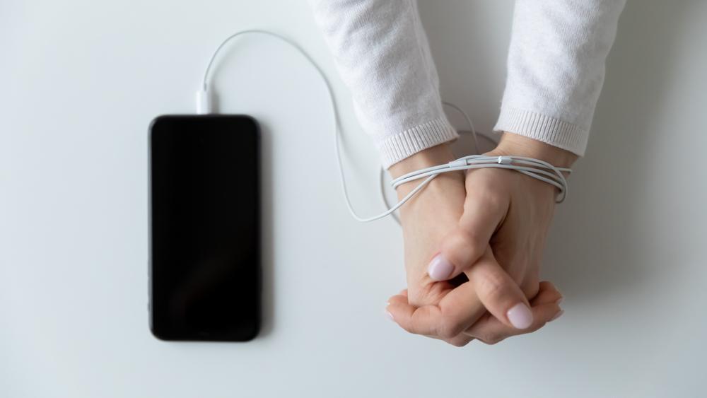 Cemas atau Takut Saat Tidak Memegang Ponsel? Bisa Jadi Pertanda Nomophobia