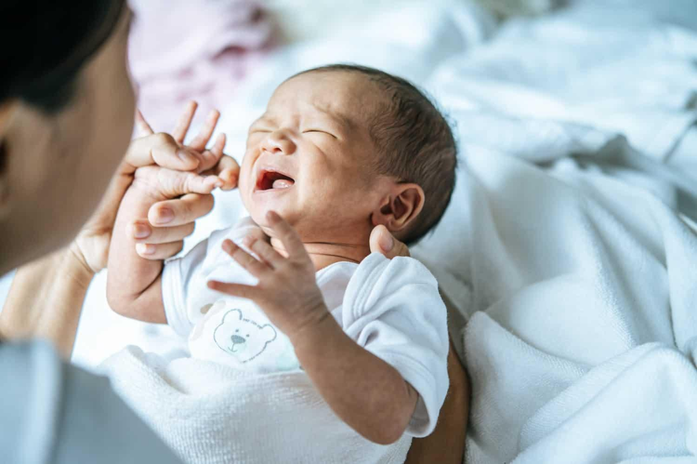 Bayi Anda Bingung Puting? Ini Penyebab dan Cara Mengatasinya
