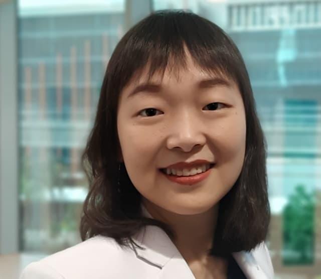 dr. Vivi Lesmana, Sp.PD