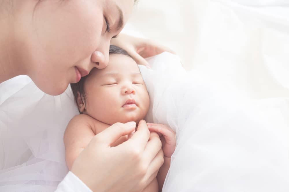 Laringomalasia, Kelainan pada Laring Bayi yang Membuat Napasnya Berbunyi