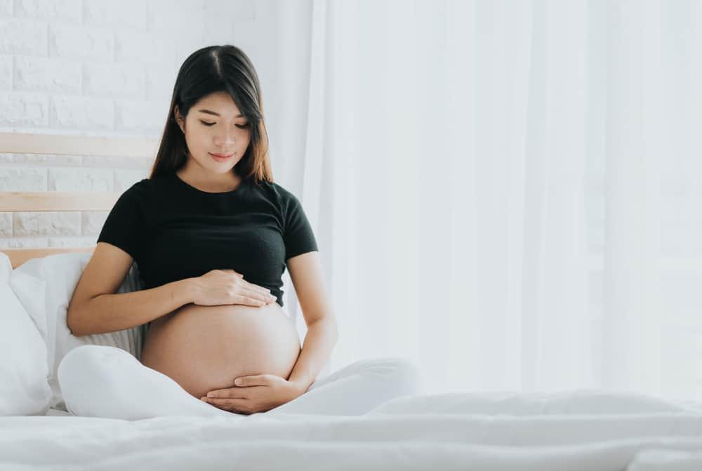 Hamil 7 Bulan, Saat Janin Sudah Bisa Buang Air Kecil Dalam Kandungan