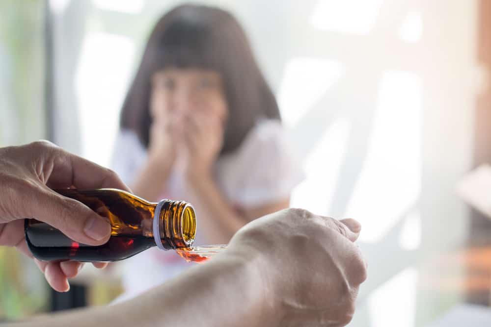 Valproat (Valproic Acid, Sodium Valproate, dan Divalproex Sodium)