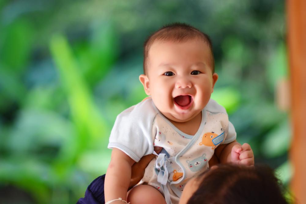 Perkembangan Bayi 6 Bulan atau 24 Minggu