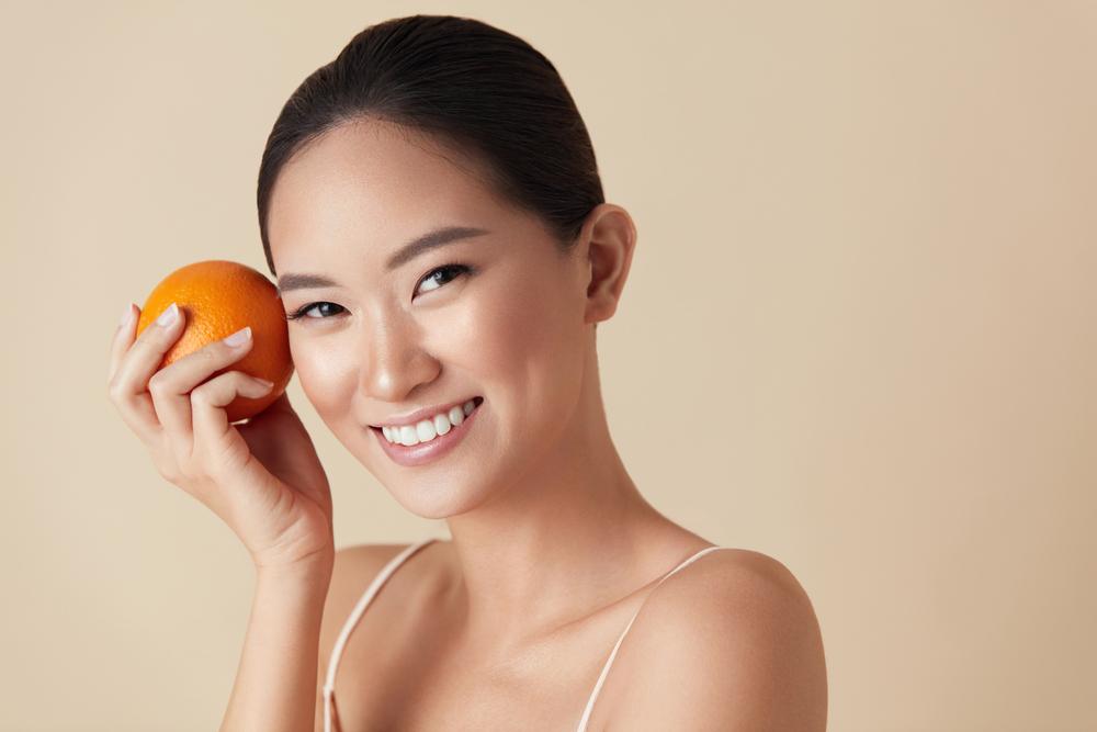 8 Vitamin dan Mineral yang Bantu Mengencangkan Kulit Secara Alami