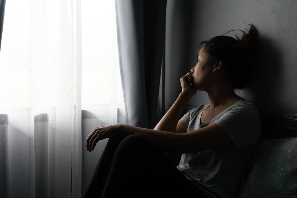trauma-melahirkan-postpartum-ptsd
