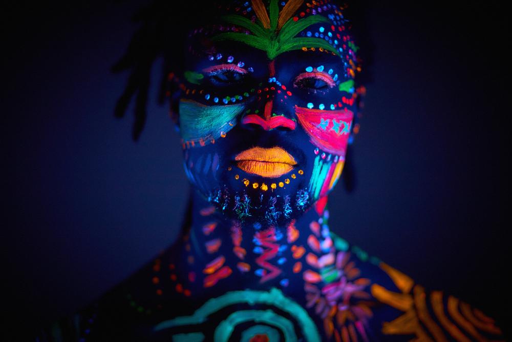 pro-kontra-tato-yang-menyala-dalam-gelap-glow-dark