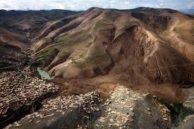menghadapi-tanah-longsor
