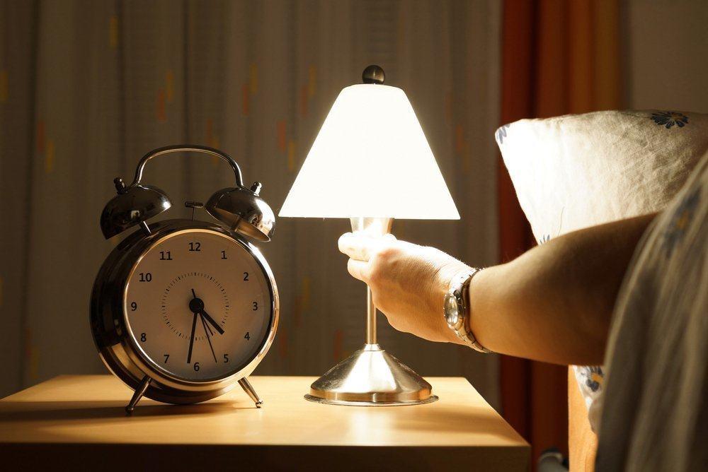 mengapa-perlu-matikan-lampu-saat-tidur