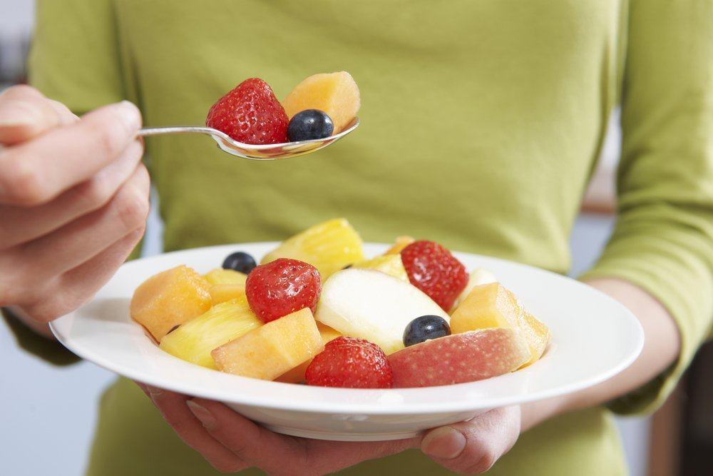 Apa yang Terjadi Jika Kebanyakan Makan Buah?