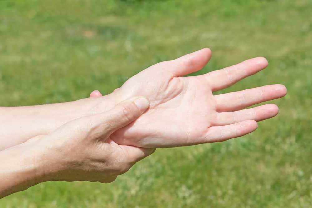 Tremor Ditandai dengan Tubuh Bergetar dan Hal yang Perlu Diketahui