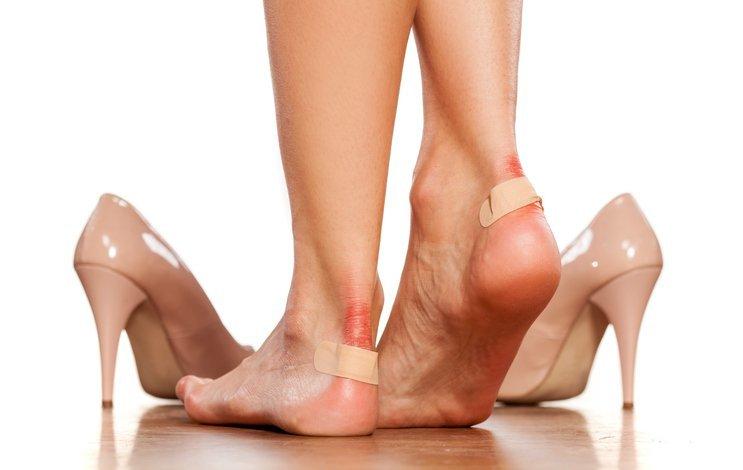 penyakit-akibat-sepatu-yang-buruk