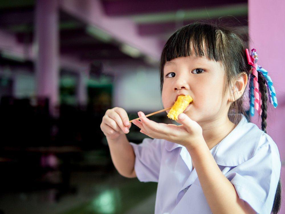 Cara Aman Pilih Jajanan Anak Sekolah, Plus Resep Praktis