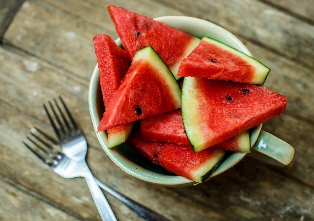 6 Buah yang Sebaiknya Dihindari Saat Sarapan