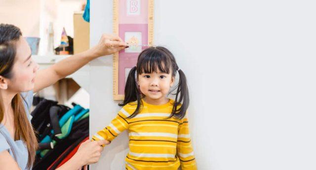7 Penyebab Anak Lebih Pendek Dibanding Teman-Temannya
