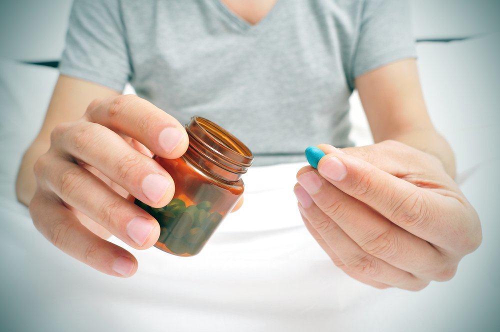 Ragam Obat Kuat Pria di Apotek dan Aturan Aman Konsumsinya