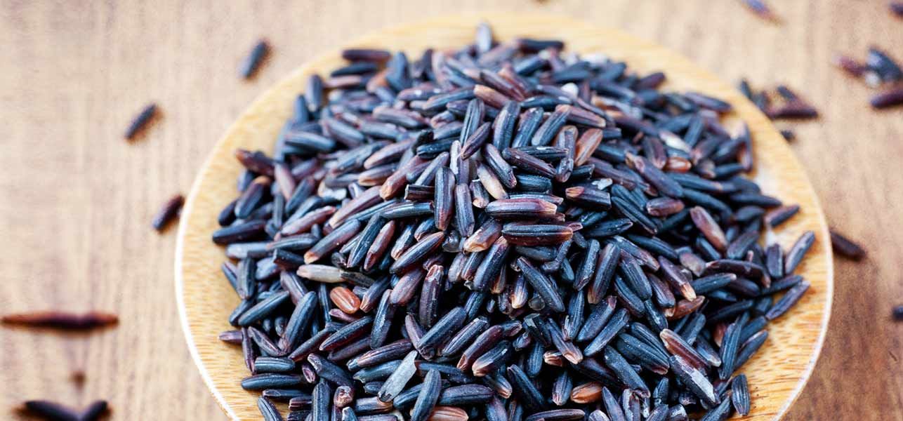 Mengulik Manfaat Beras Hitam yang Patut Anda Coba