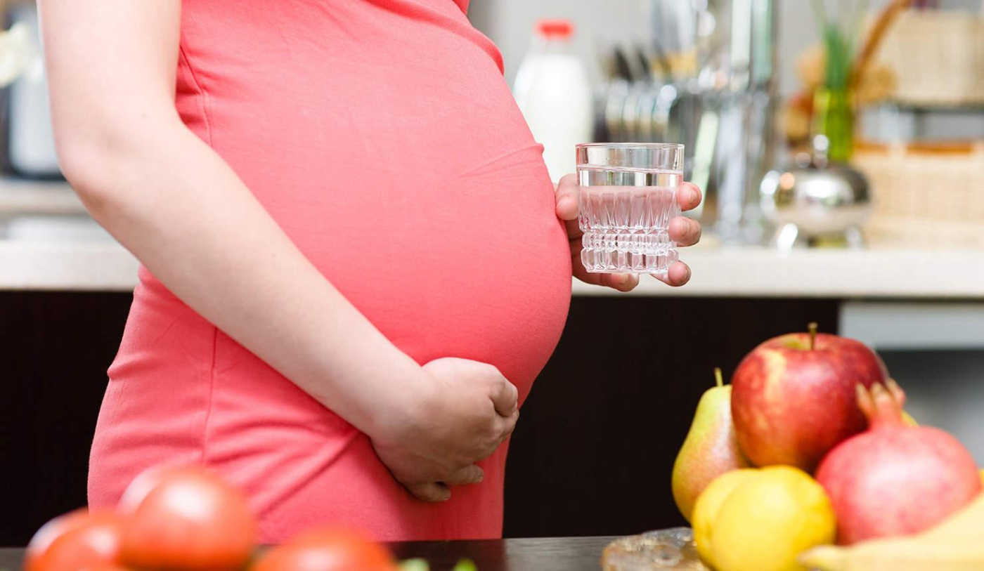 5 Bahaya Minum Obat Maag Sembarangan saat Hamil