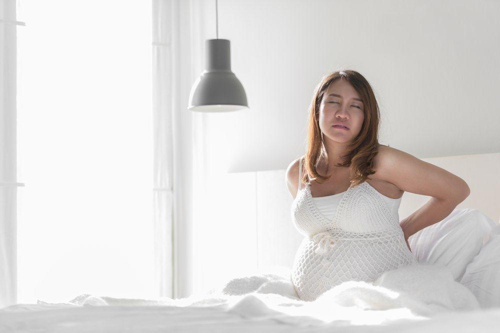 sakit-pinggang-saat-hamil