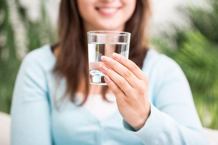 menurunkan-berat-badan-dengan-air-putih