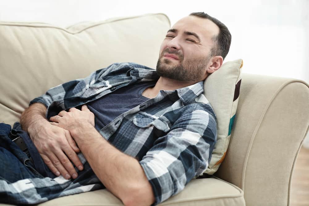 Penyebab Perut Terasa Panas dan Cara Mengatasinya