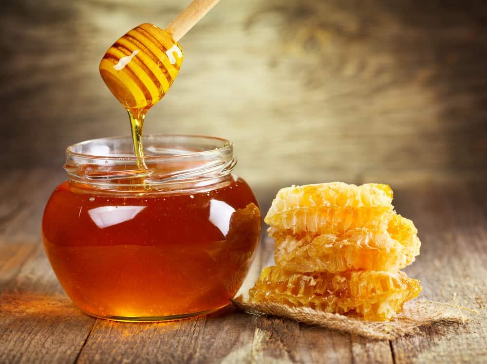 Bolehkah Minum Madu setelah Minum Obat?