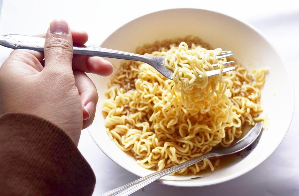 mengatasi-ketagihan-mie-instan