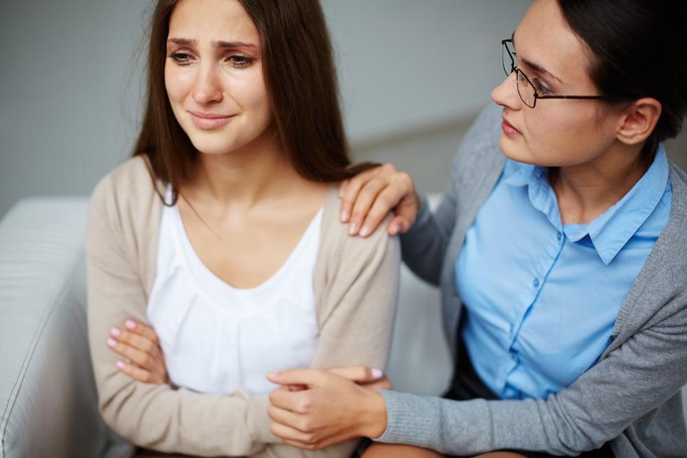 orang-yang-sering-menangis-kuat-mentalnya