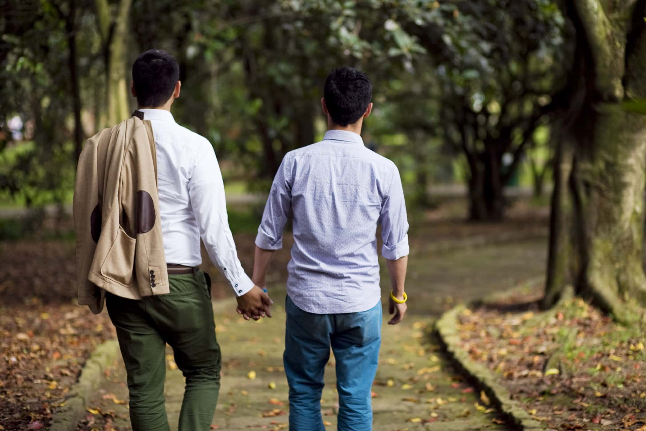 apakah-gay-menular