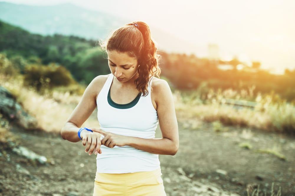manfaat-olahraga-pakai-fitness-tracker