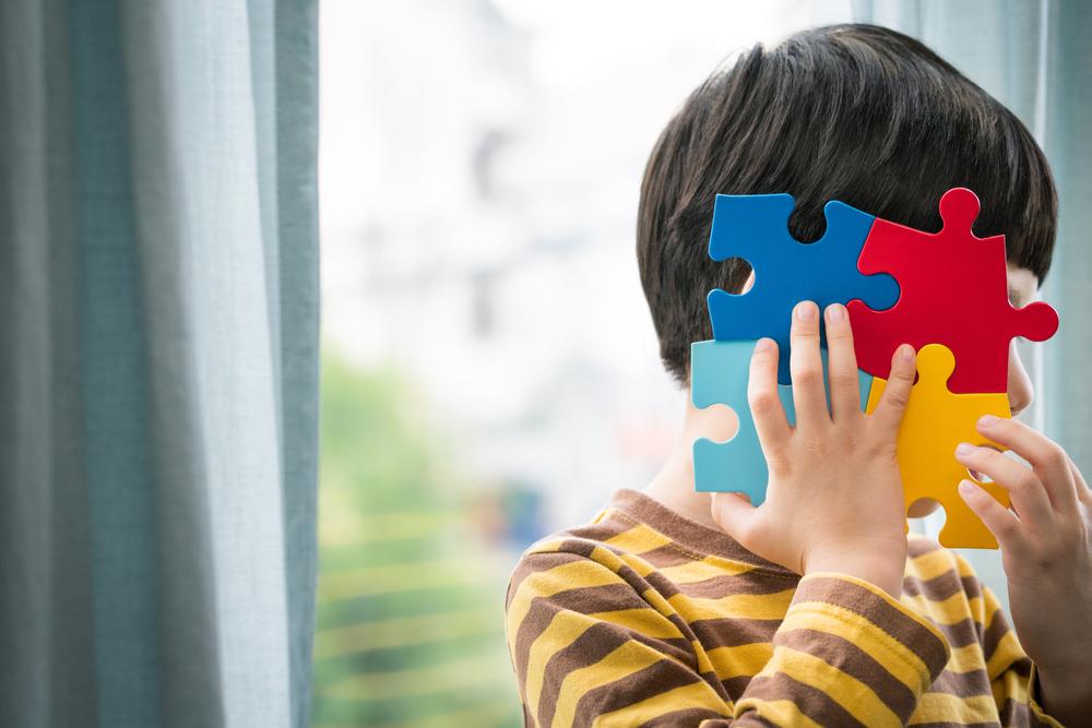 8 Mitos dan Fakta Tentang Anak Autis