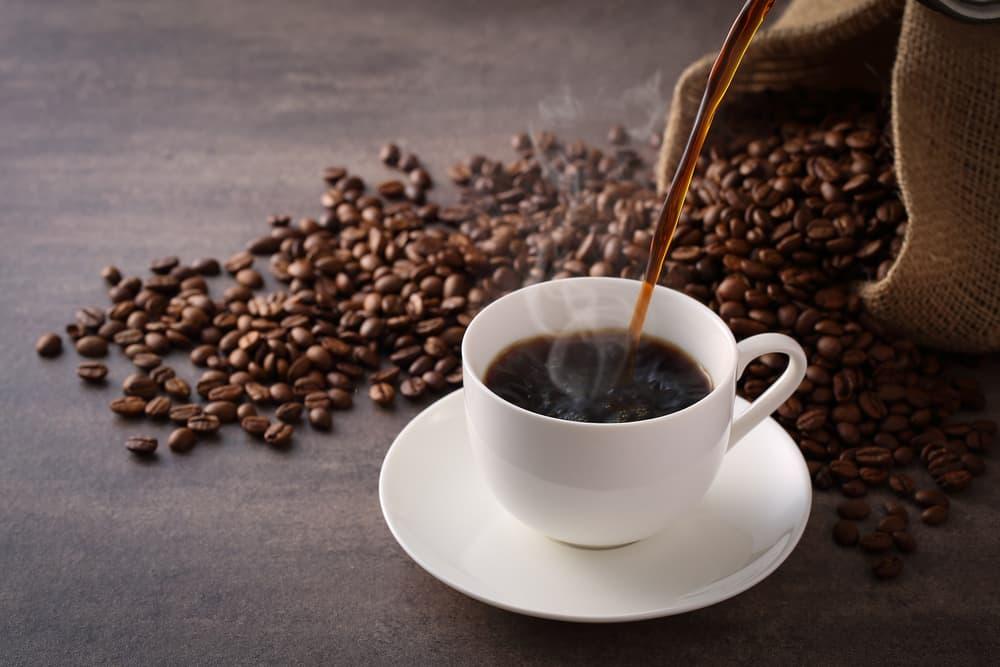 Buat Pria yang Hobi Ngopi, Ini Efek Kafein Terhadap Kesuburan Anda