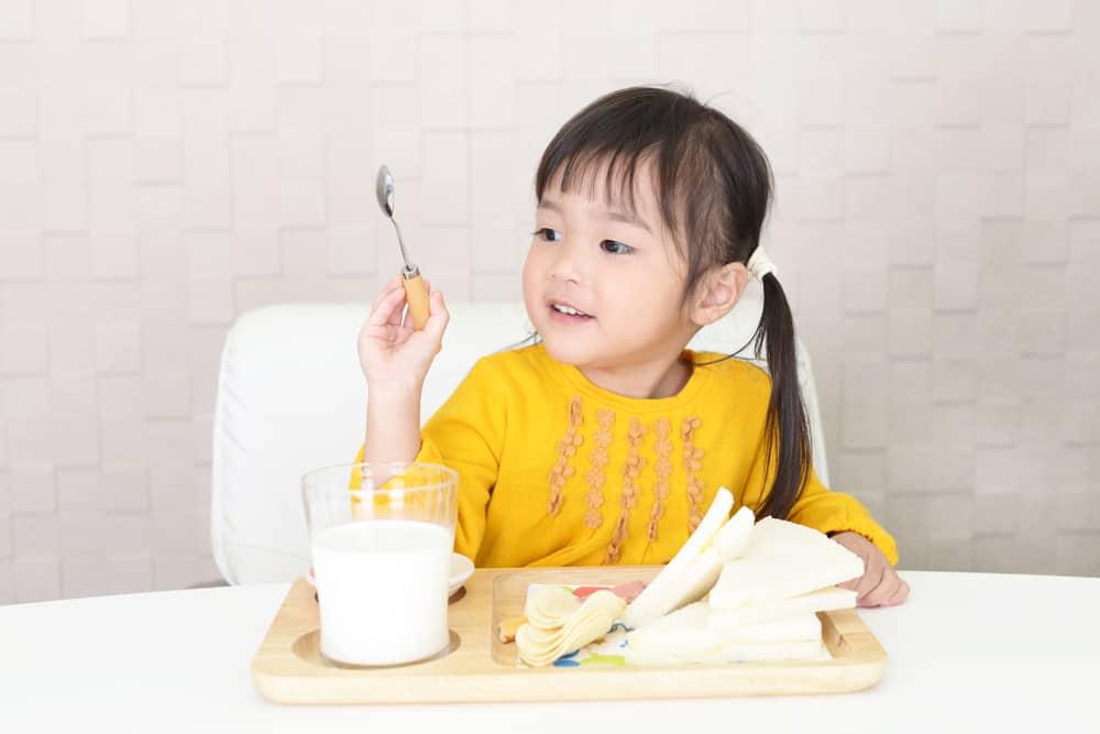 Panduan Memenuhi Kebutuhan Gizi Harian untuk Anak Usia Prasekolah (4-6 Tahun)