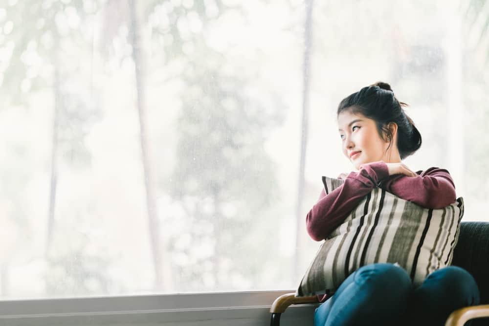 4 Kondisi Kesehatan yang Sering Dialami Orang Introvert