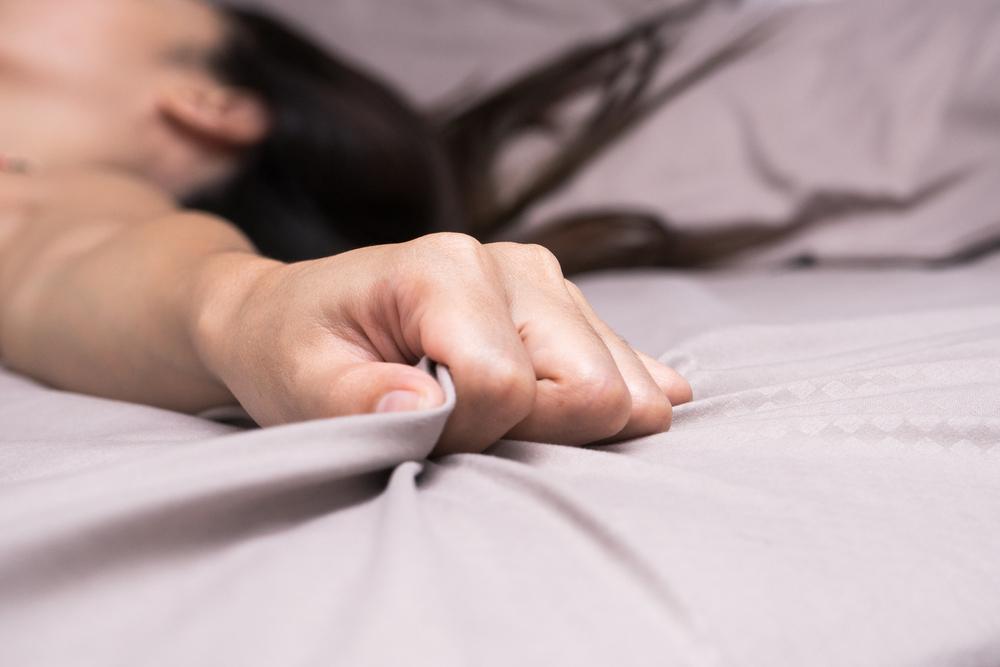 Posisi Doggy Style Memang Seru, Tapi Hindari 3 Kesalahan Amatir Ini