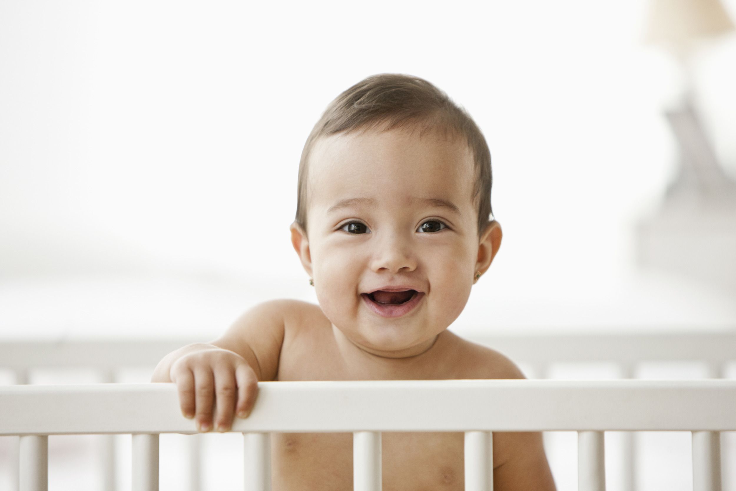 Kenali Berbagai Gejala Gangguan Penglihatan Pada Bayi Sejak Dini