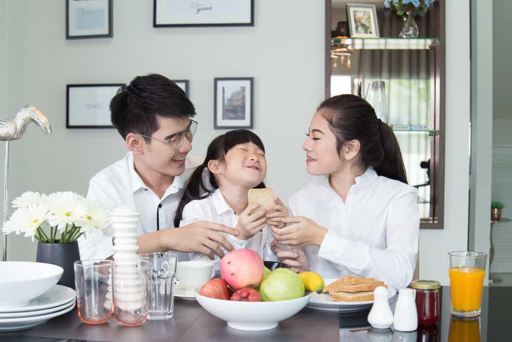 Mau Menyajikan Makanan Sehat untuk Anak? Ini Prinsip yang Harus Diketahui Orangtua