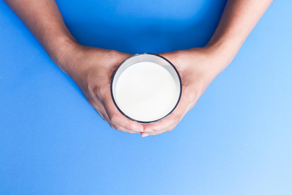 Benarkah Tidak Boleh Minum Susu Saat Pilek Atau Batuk?