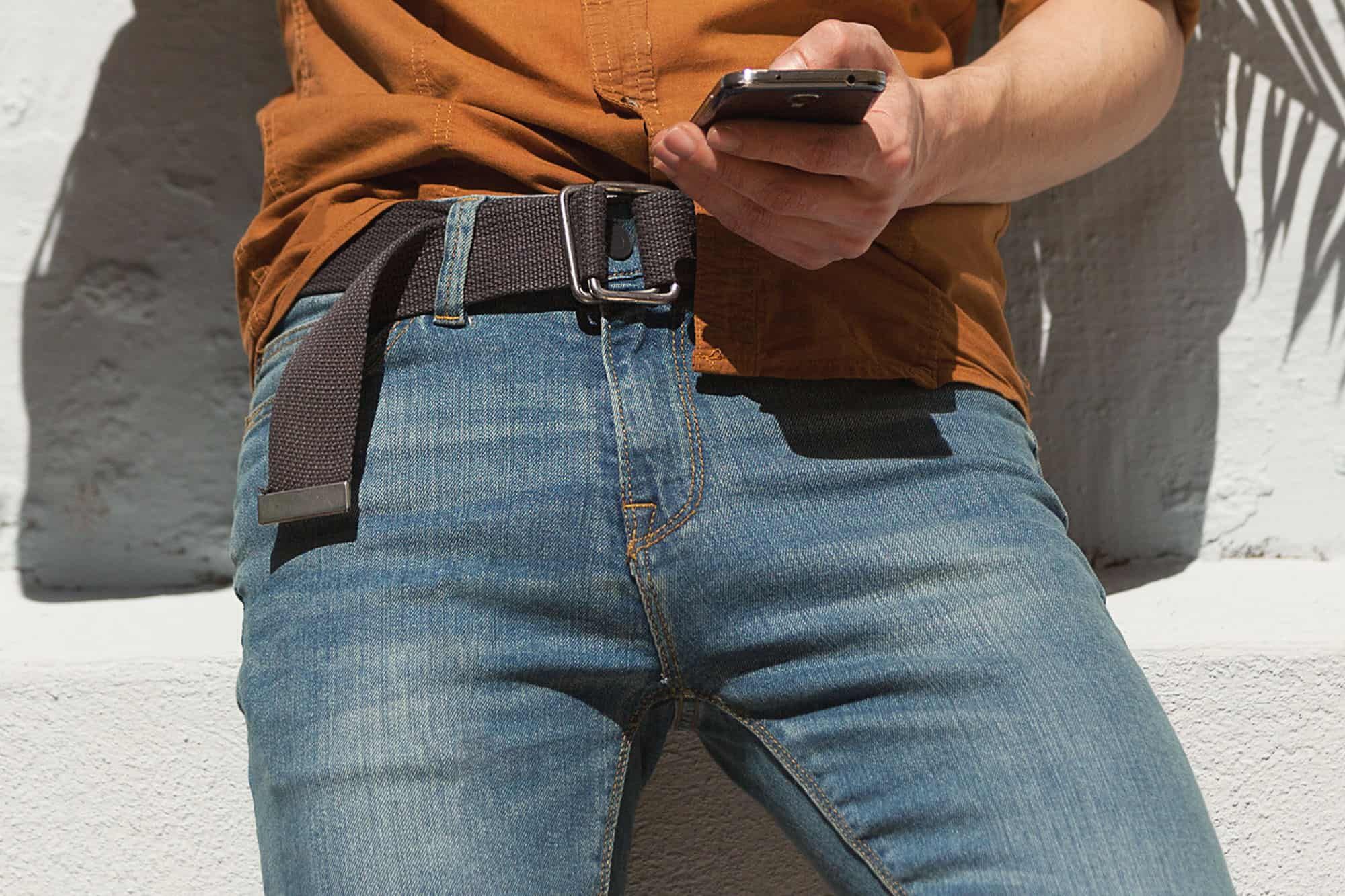 pakai-celana-jeans-bahaya-penis