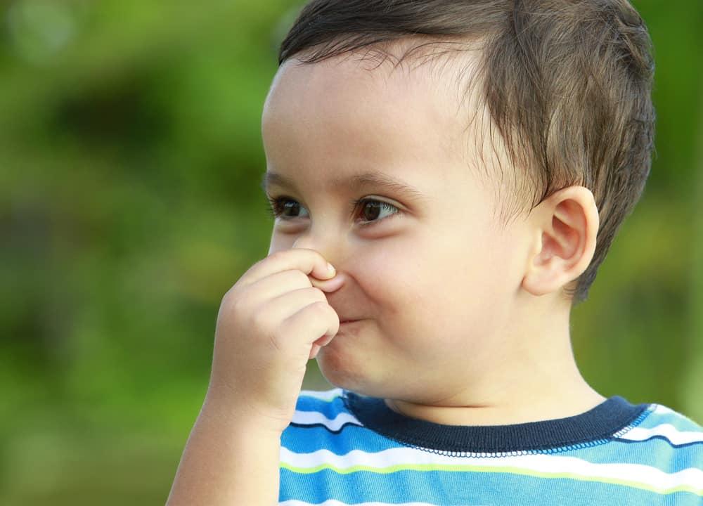 Kapan Normalnya Muncul Bau Badan pada Anak?