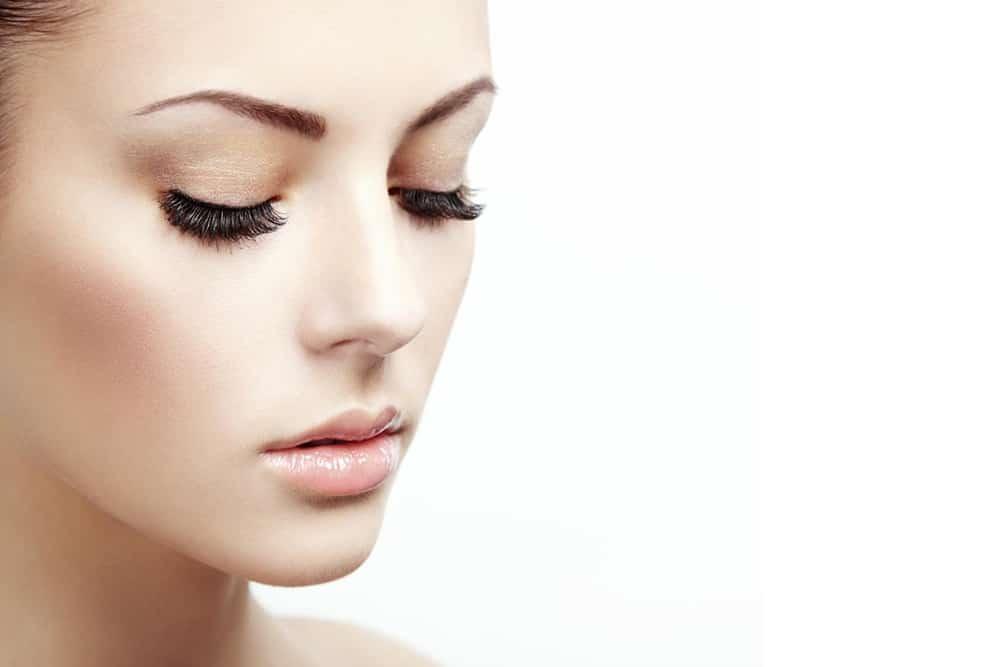 Mana yang Lebih Bijak: Eyelash Extension Atau Pakai Bulu Mata Palsu?