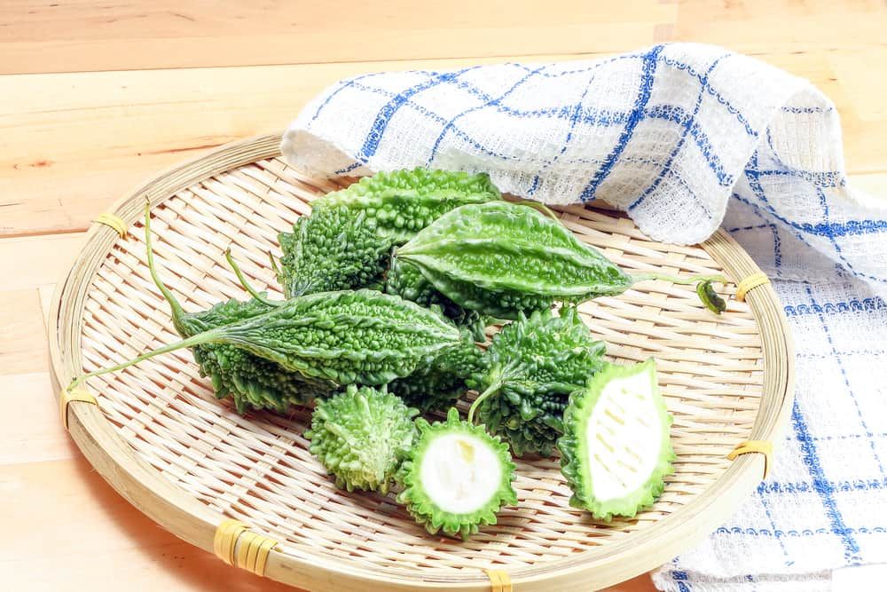 5 Khasiat Pare untuk Ibu Hamil dan Risikonya Jika Makan Terlalu Banyak