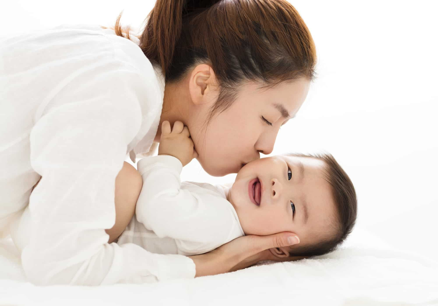Perkembangan Bayi 2 Bulan atau 8 Minggu