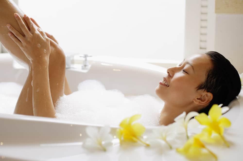 mandi-dengan-baking-soda