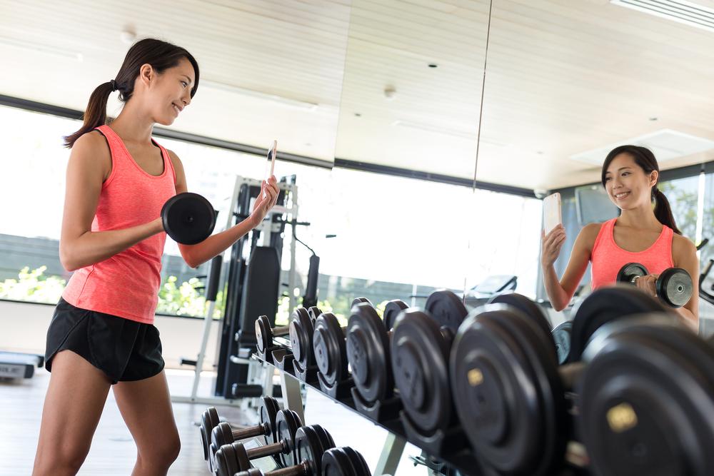 olahraga-angkat-beban-untuk-wanita