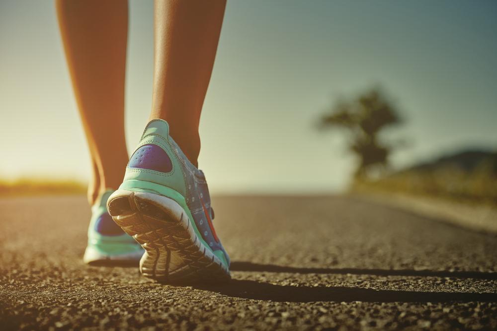 Lenting Kaki Karena Pakai Sepatu, Bagaimana Mengatasinya?
